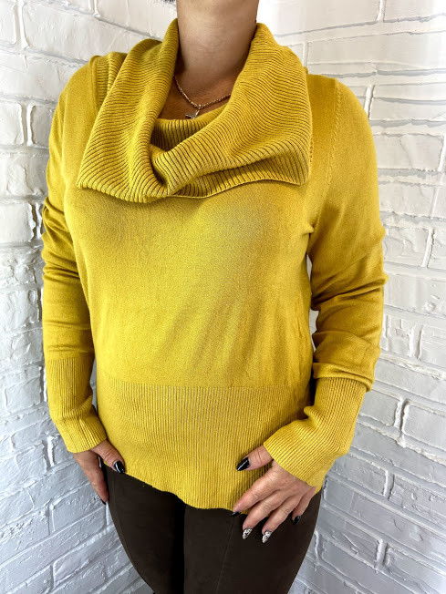 Кофта жіноча гірчична з хомутом Zhi Cheng 76 М