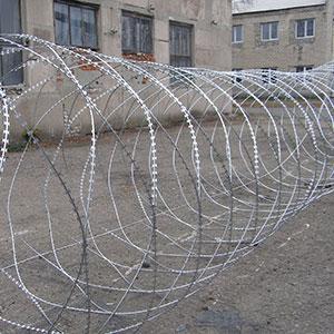 Йогоза Кайман 1250/9 дріт колючий спіральний
