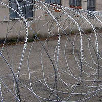 Йогоза Супер 2000/9 спіральний колючий дріт