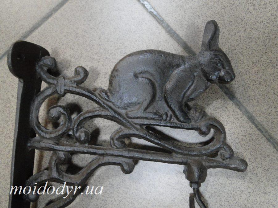 Дверний чавунний дзвін "Заєць".