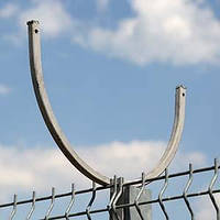 Кронштейн для кріплення колючого дроту 600 і700