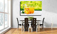 Картина для кухні на полотні "Глечик і склянку свіжовичавленого апельсинового соку, прикрашений гілочкою м'яти"