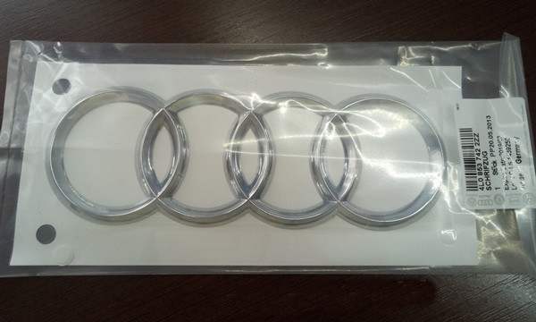 Емблема Audi 204*70