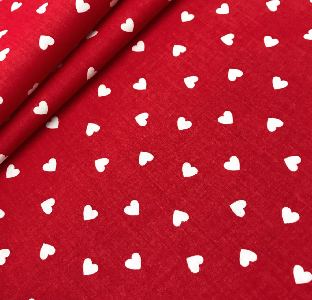 Польська бавовняна тканина "серця дрібні білі на червоному"