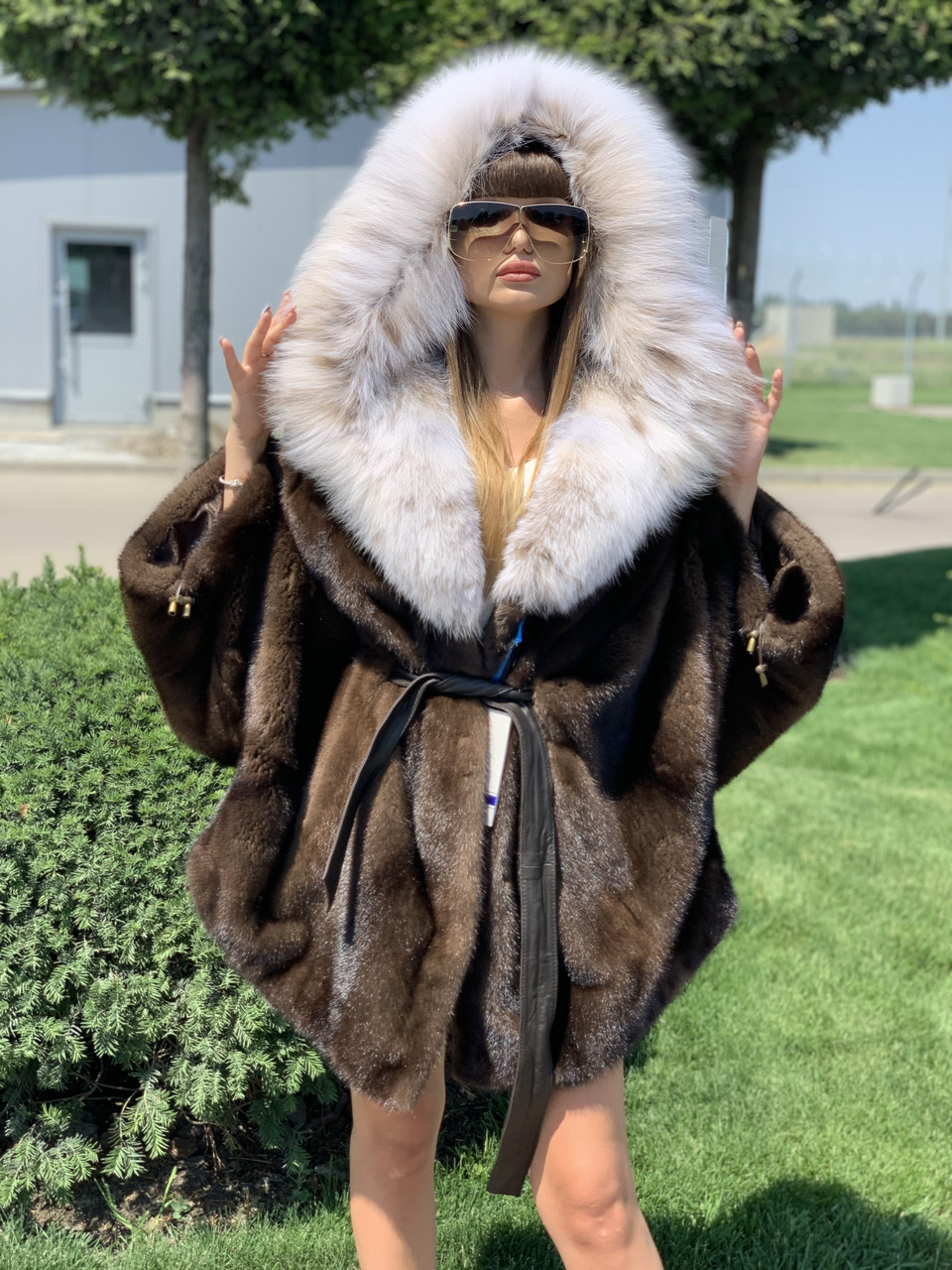 GREEK FUR Норкова шуба з капюшоном із віссю