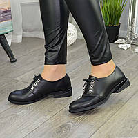 Туфли женские кожаные на шнуровке, низкий ход. Цвет черный