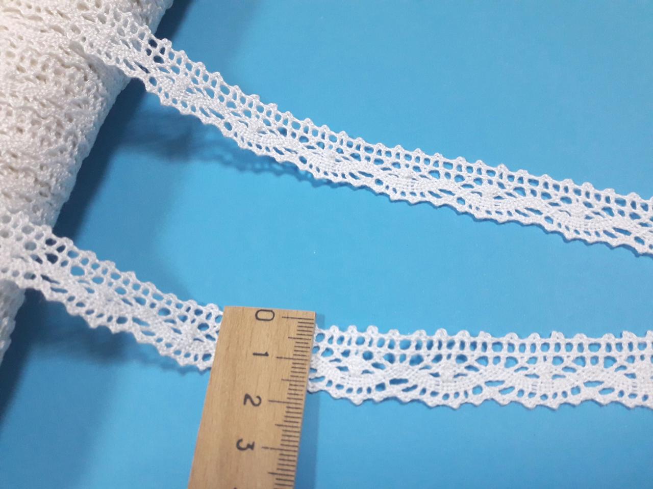 Мереживо натуральне, біле, 1,6 см. Ціна за 1 метр.