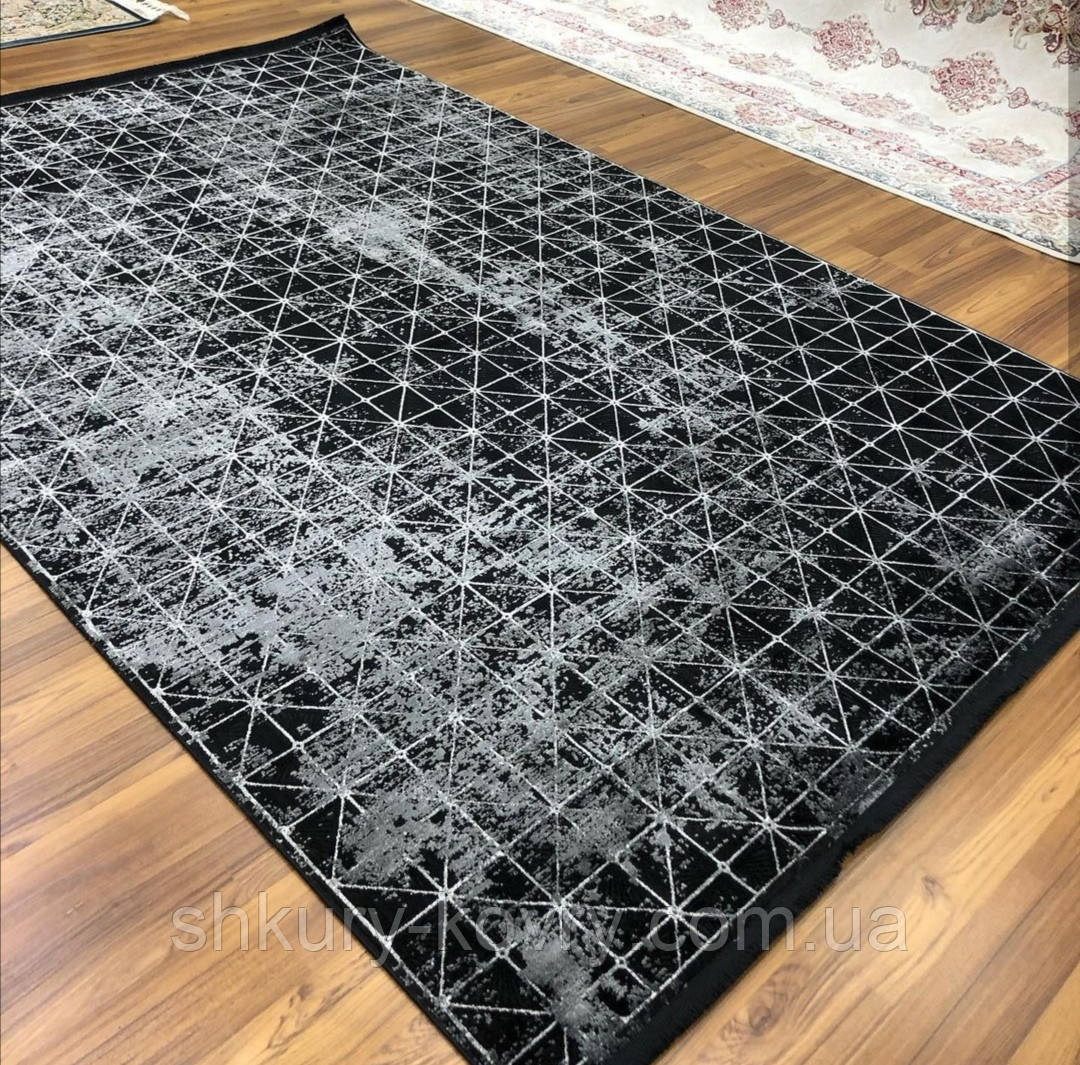 Сучасне сіро-чорний килим із шовку з геометричним малюнком