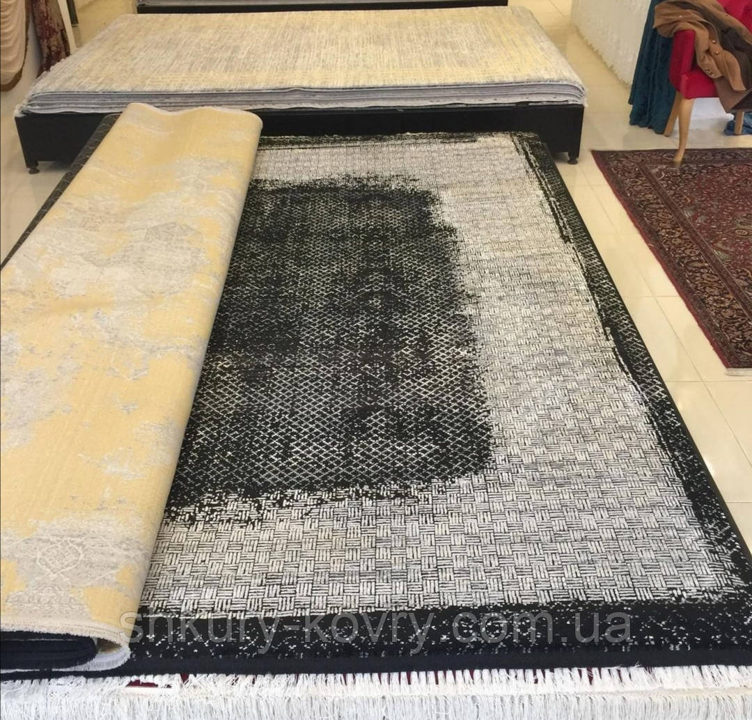 Модний сучасний чорно-білий килим із візерунком плетіння із шовку