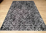 Колекція чорно-білих килимів зі щільного шовку, фото 3