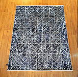 Колекція чорно-білих килимів зі щільного шовку, фото 5