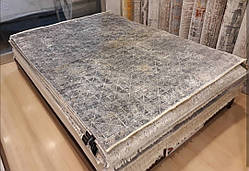 Практичний тонкий килим у потертому стилі з бабмукової нитки