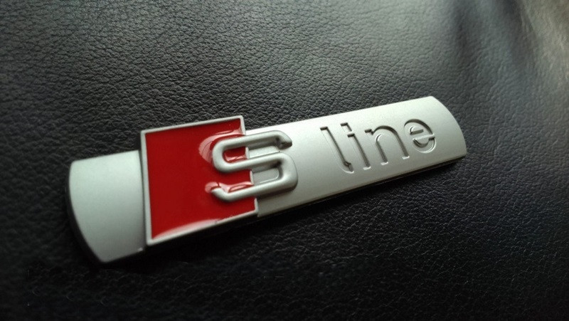 Шильдик емблема S line матовий для AUDI