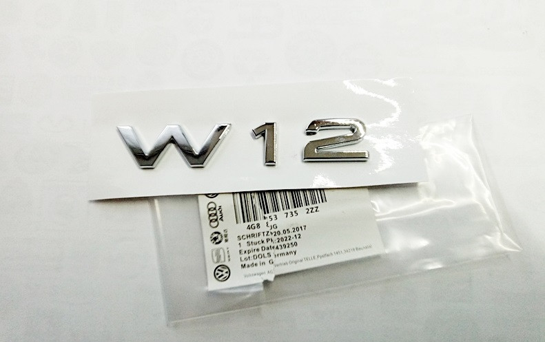 Шильдик напис W12 на крило AUDI