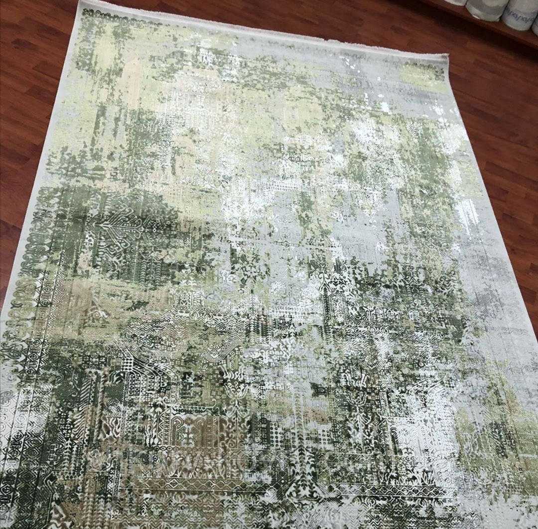 Зелений вінтажний класичний килим із шовку