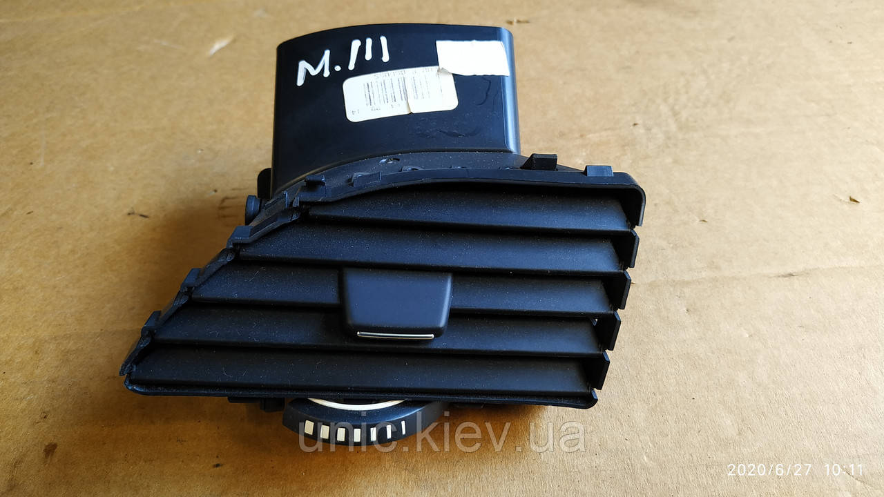 Повітропровід салону правий Рено Меган 3 б/в