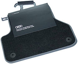 Велюрові задні коврики Audi A4 (8W / B9), A5 / S5 Sportback (B9) (8W0061276MNO)