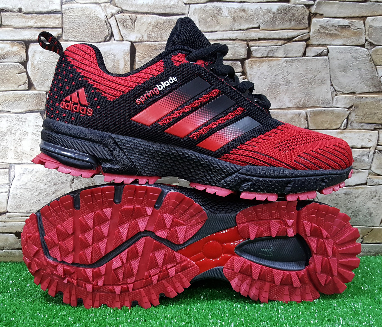 Жіночі кросівки Adidas Springblade