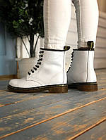 Стильні жіночі черевики Dr Martens білого кольору. Черевики Доктор Мартінс для дівчат з хутром., фото 6