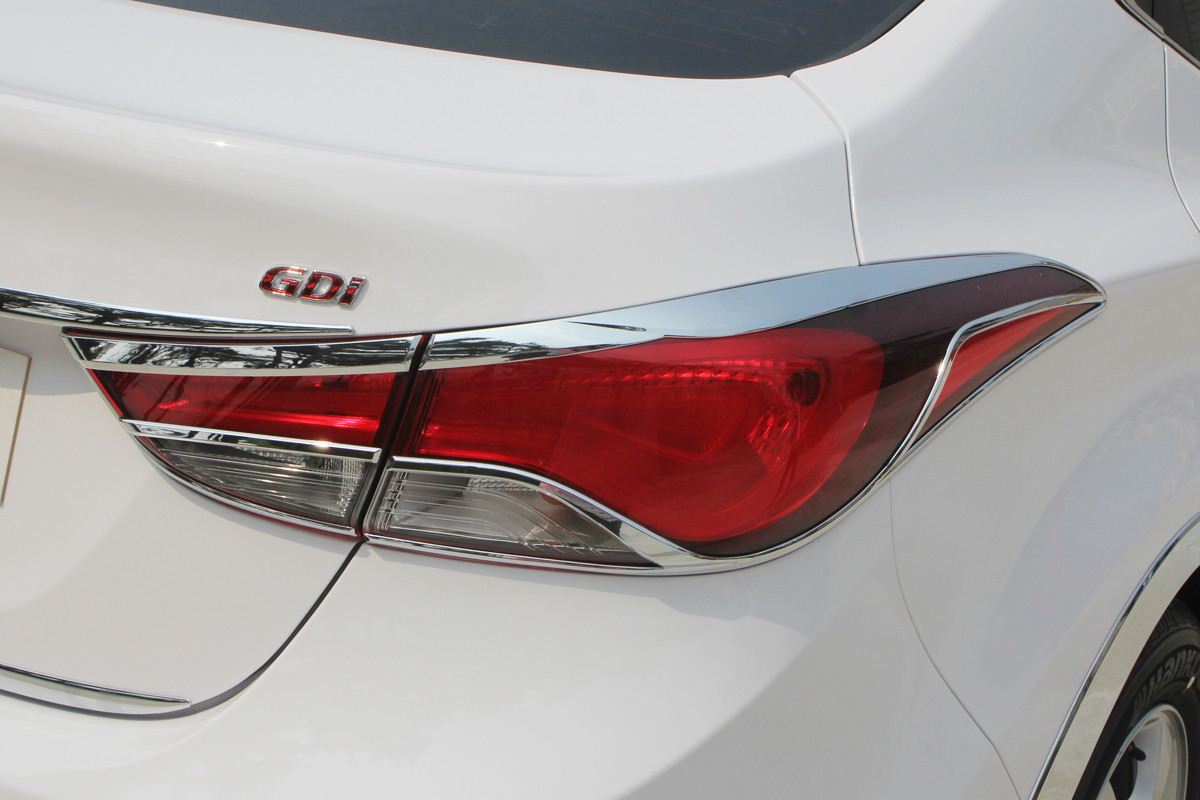 Хром накладки на стопи Hyundai Elantra MD 2013-2014 (Autoclover C497)