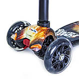 Дитячий самокат MAXI Космічні Воїни, зі світними колесами, поворот нахилом керма, фото 3