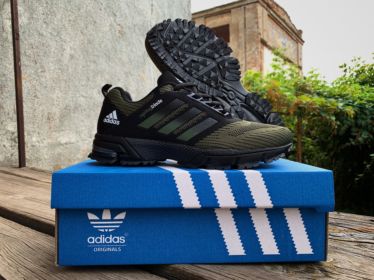 Чоловічі спортивні кросівки Adidas Marathon хакі