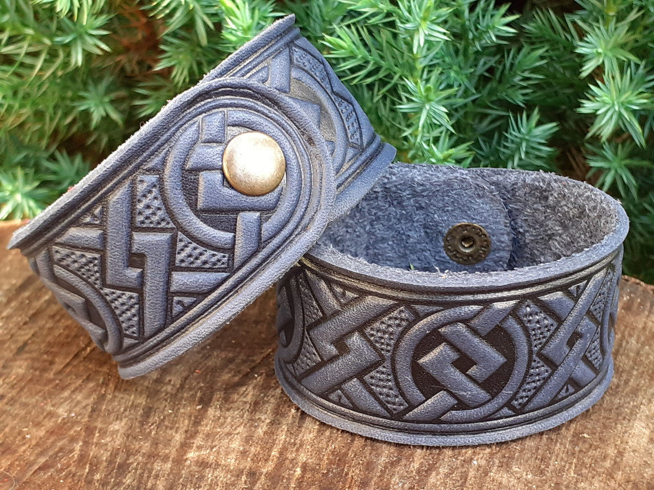 Жіночий шкіряний браслет. Шкіряний браслет.
