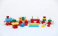 Паровоз і 3 вагони пасажирський Плитовоз 2 пірамідки Komarovtoys, фото 2