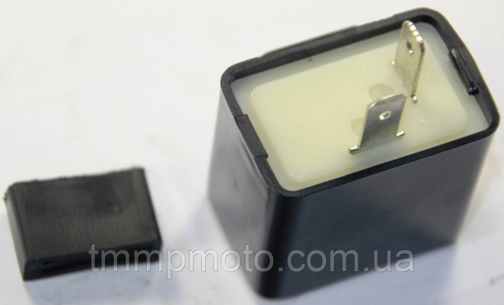Реле поворотів 12 v з сигналом універсальне