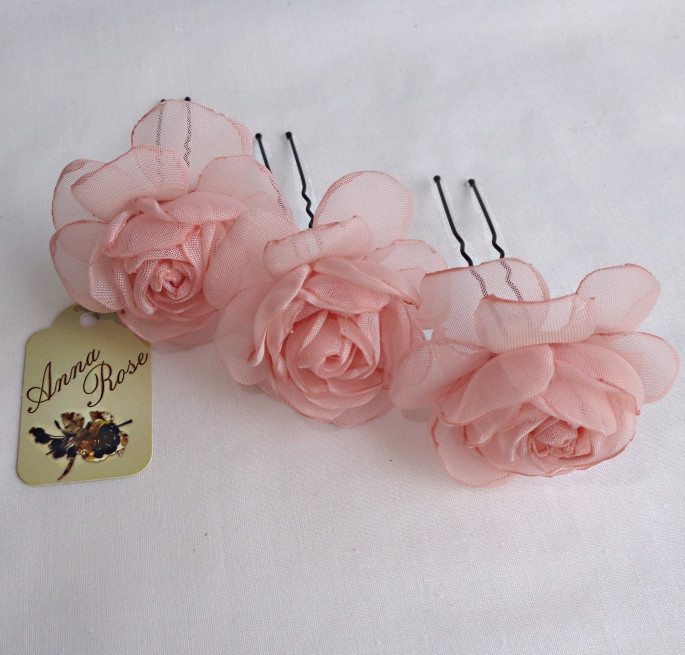 Шпильки для волосся з квітами з тканини ручної роботи "Чайна троянда"