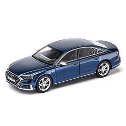 Масштабна модель Audi S8, Navarra blue, Scale 1:43, артикул 5011818131