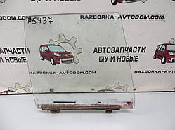 Скло задньої правої двері Opel Rekord (1982-1986)