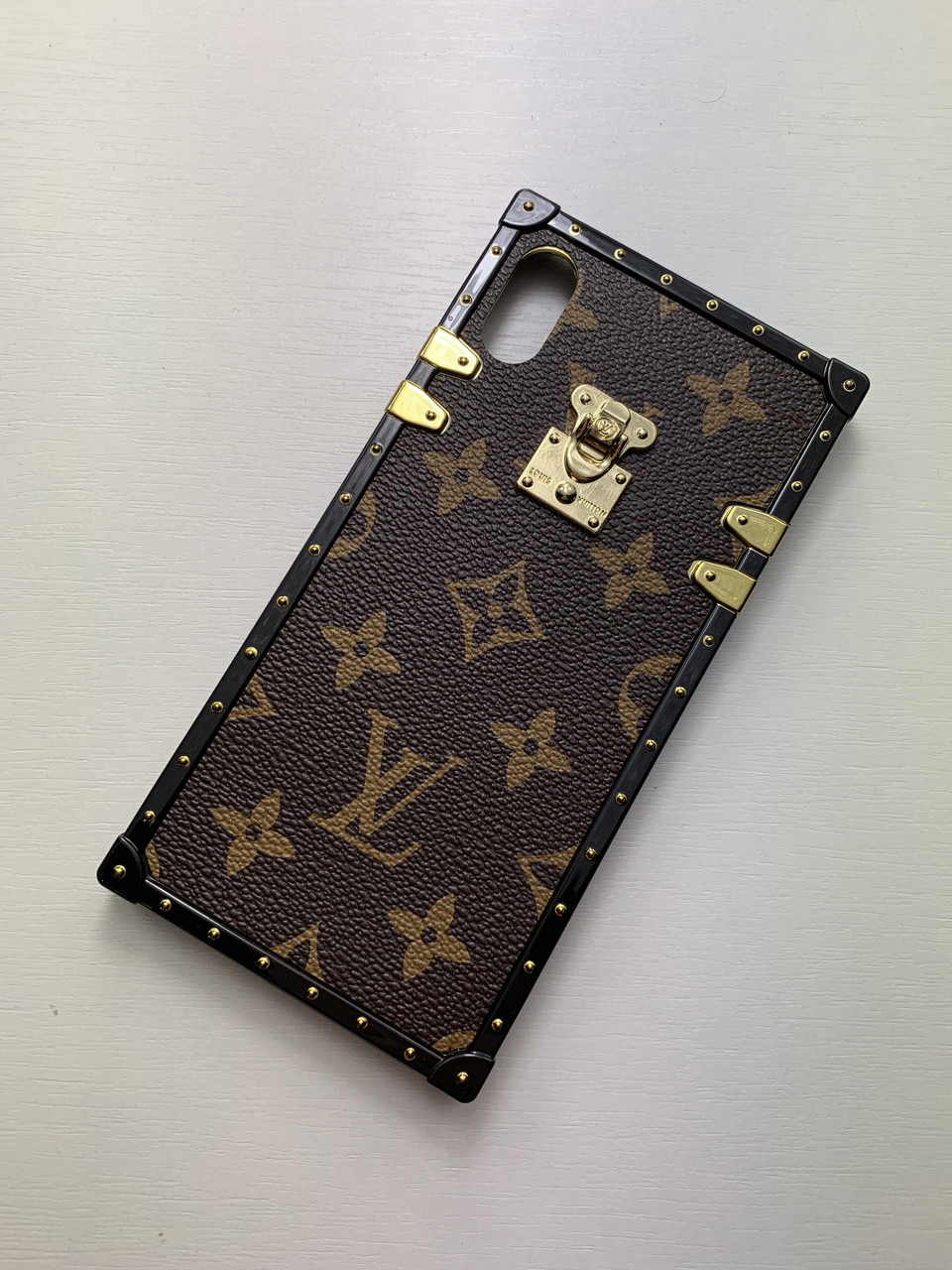 Чохол на Айфон Iphone 7/8/SE2020 коричневий з принтом бренду Louis Vuitton LV Луї Віттон Monogram валізу