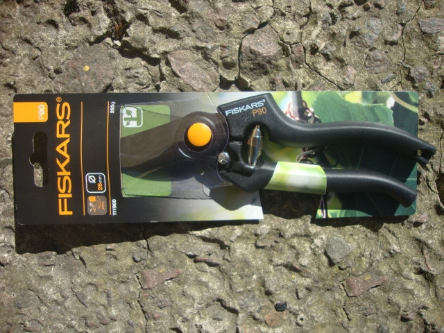 Професійний садовий секатор Fiskars (111960)1001530