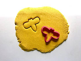 3D-формочки-вирубки для пряників "Стрікоза/пчастинка"