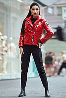 Куртка  женская короткая косуха  демисезонная молодежная  красная синтепух, плащевка лак , р 42-50