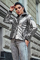 Куртка  женская косуха демисезонная  серебро  молодежная синтепух, плащевка лак , р 42-50