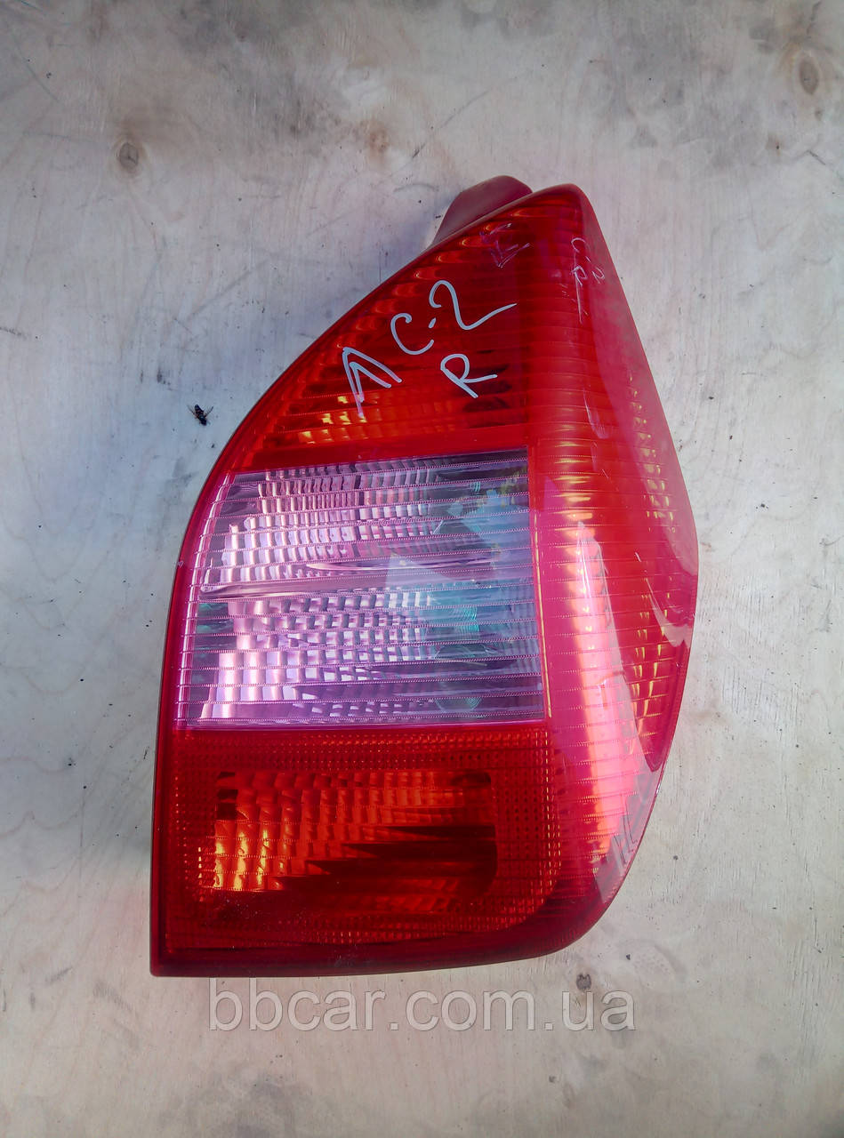 Задній ліхтар Citroen C2 2003-2006 р. 964 986 44 80 ( R )