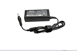 Блок живлення для ноутбуків Toshiba 19V 3.42A (5.5 * 2.5)