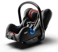 Автомобильное кресло для новорожденных Audi Baby Seat Misano Red / Black, 2018, артикул 4L0019900D