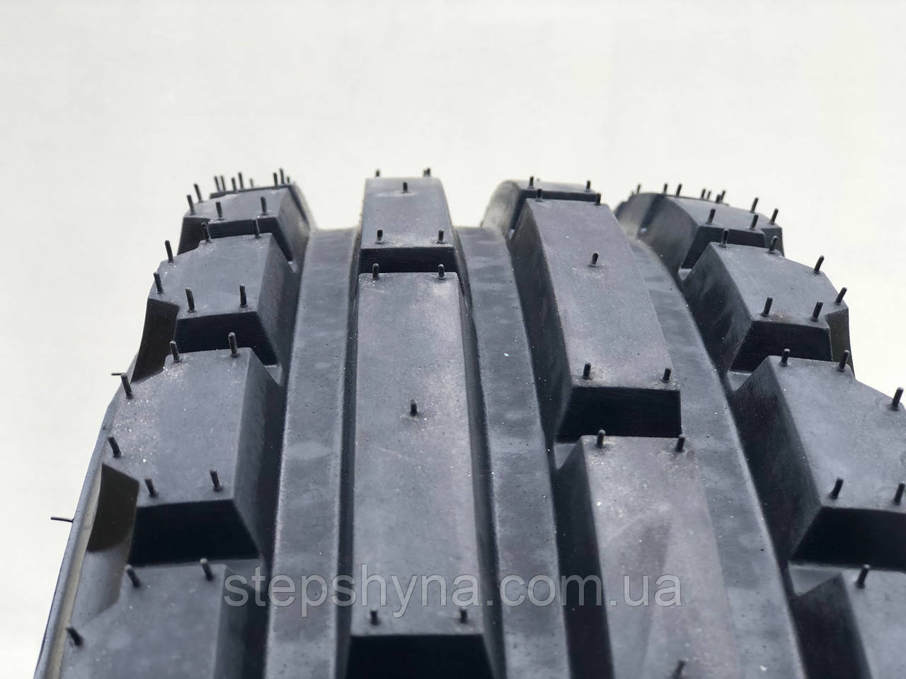 Купити Шини тракторні 6,00 R16 резина тракторна на МТЗ, FARMER. Poland ...