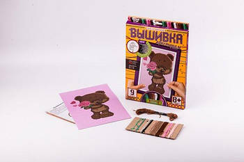 Вишивка хрестиком за номерами Ведмедик з трояндою VK-01-06 G-Rich