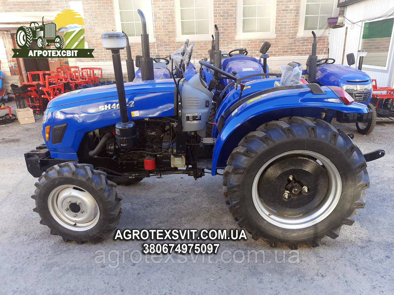 Мінітрактор DW SH-404-2 Lux 2- дискове зчеплення. Розподільник на 2 секції гідравліки. 4х4 ГУР