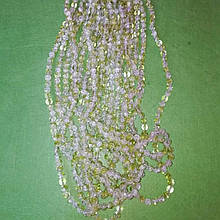 Намистини скляні "Бите скло" світло-салатовий діаметр 10 мм на нитці