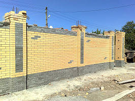 Як побудувати паркан з цегли якісно