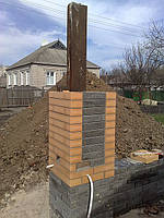 Як побудувати паркан з цегли який брати цегла