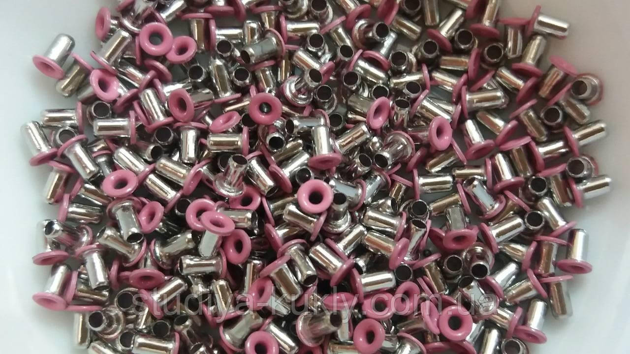 Мікро-люверс для ляльок, колір капелюшка - рожевий. Діаметр ніжки 1 мм, діаметр капелюшка 2.5 мм Высота 3 мм. №3, фото 1