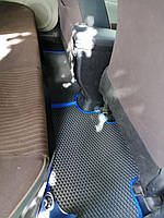 Наши EVA коврики в салоне Toyota Prius C '11-17 4