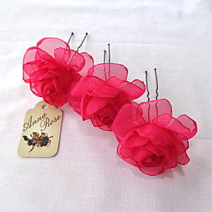 Шпильки для волосся з квітами з тканини ручної роботи "Чайна малинова троянда"
