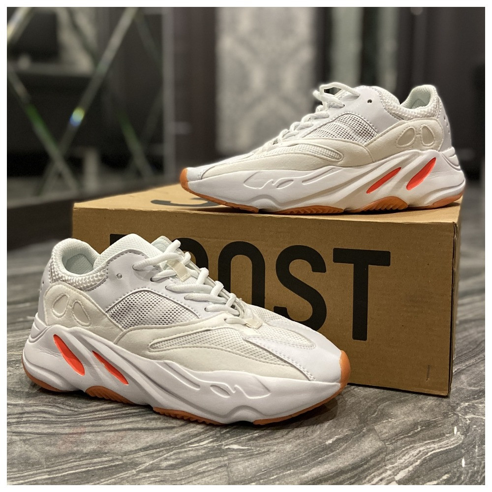 Жіночі кросівки Adidas Yeezy Boost 700 Red White, кросівки адідас ізі буст 700, кросівки Adidas Yeezy 700, фото 1